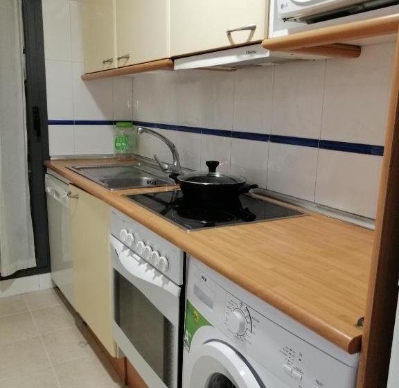 Apartamentos Dos Torres Gandalf   Excelente Ubicación Centrica Con Garaje Incluido