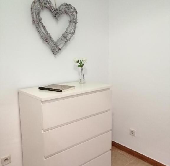 Apartamentos Dos Torres Gandalf   Excelente Ubicación Centrica Con Garaje Incluido