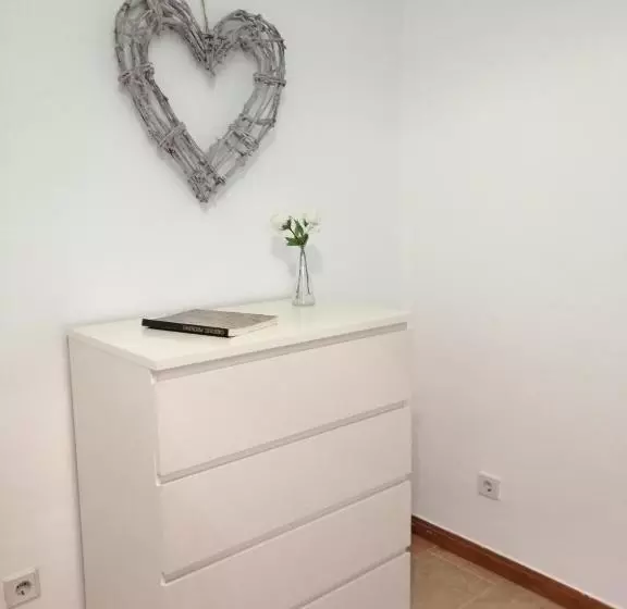 Apartamentos Dos Torres Gandalf   Excelente Ubicación Centrica Con Garaje Incluido