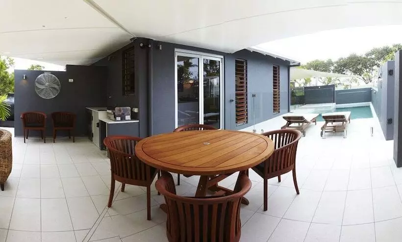 Essence Beachfront Retreat