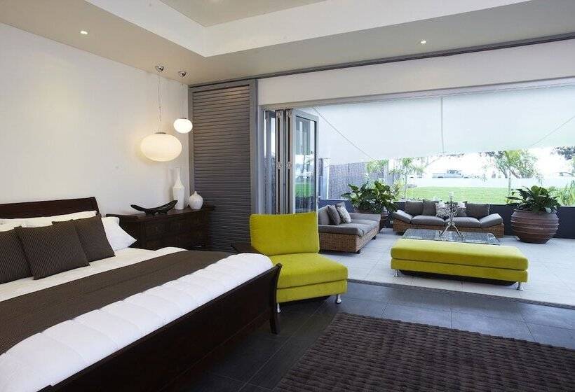 Essence Beachfront Retreat