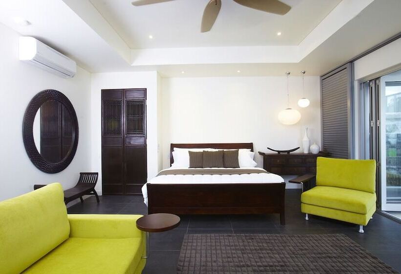 Essence Beachfront Retreat