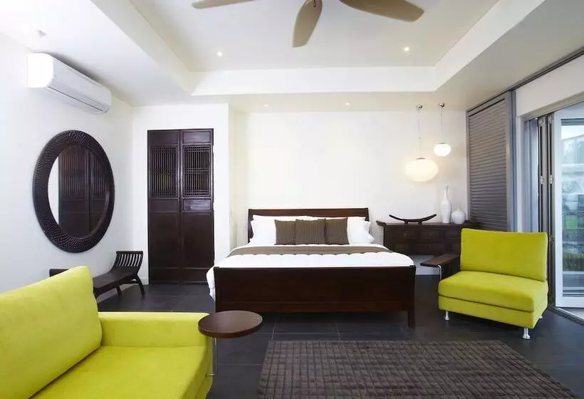 Essence Beachfront Retreat