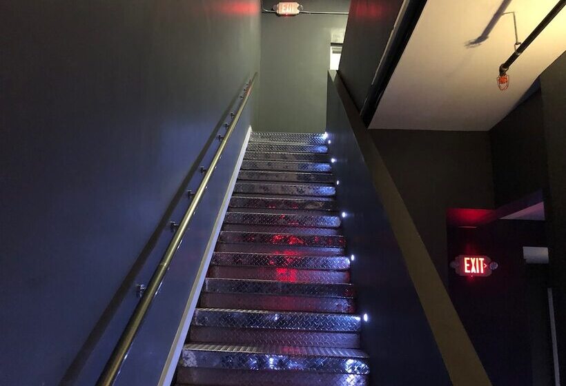 Fabe Suites Flat Iron