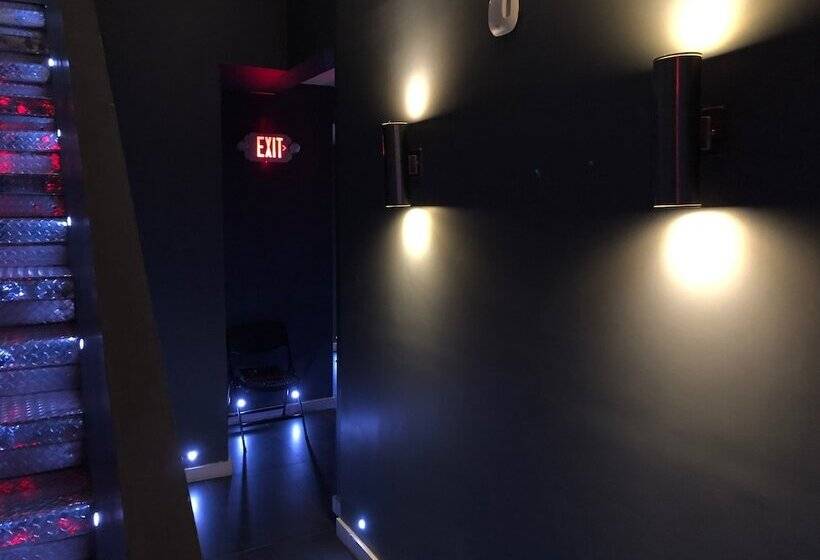 Fabe Suites Flat Iron