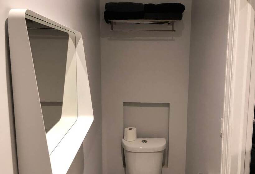 Fabe Suites Flat Iron