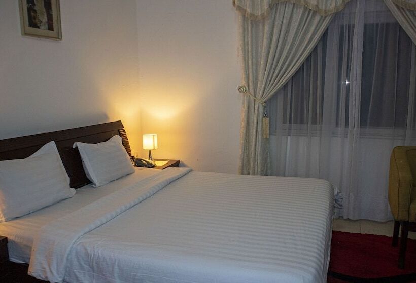 His Majesty S Hotel And Apartments