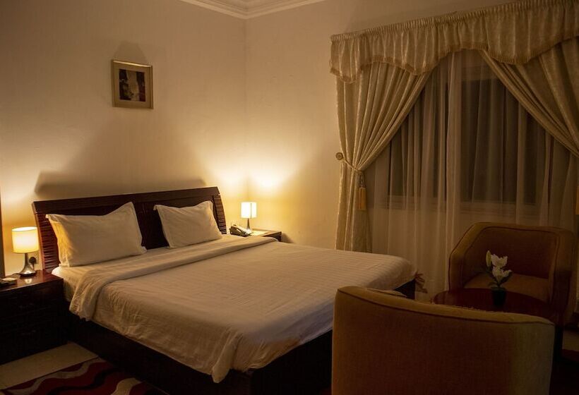 His Majesty S Hotel And Apartments