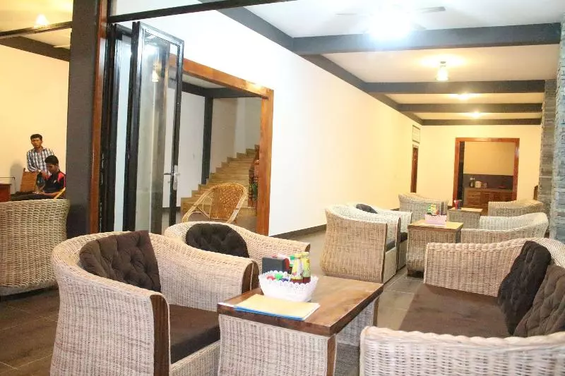 هتل Good Morning Kampot