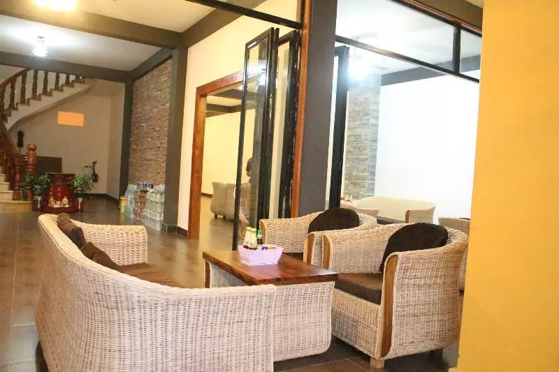 هتل Good Morning Kampot