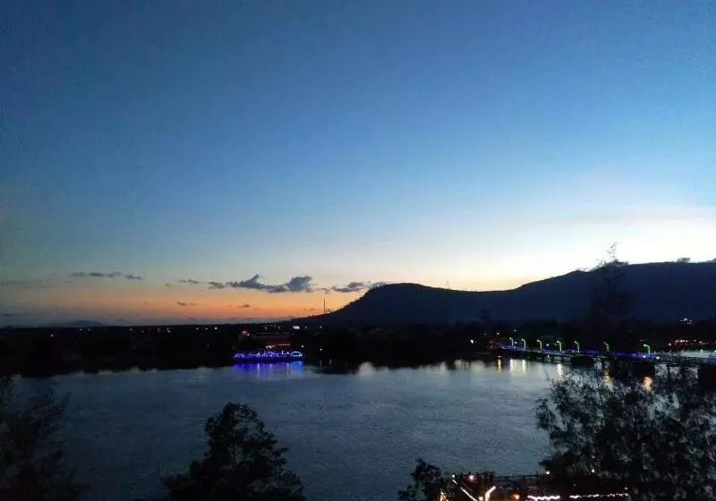 هتل Good Morning Kampot