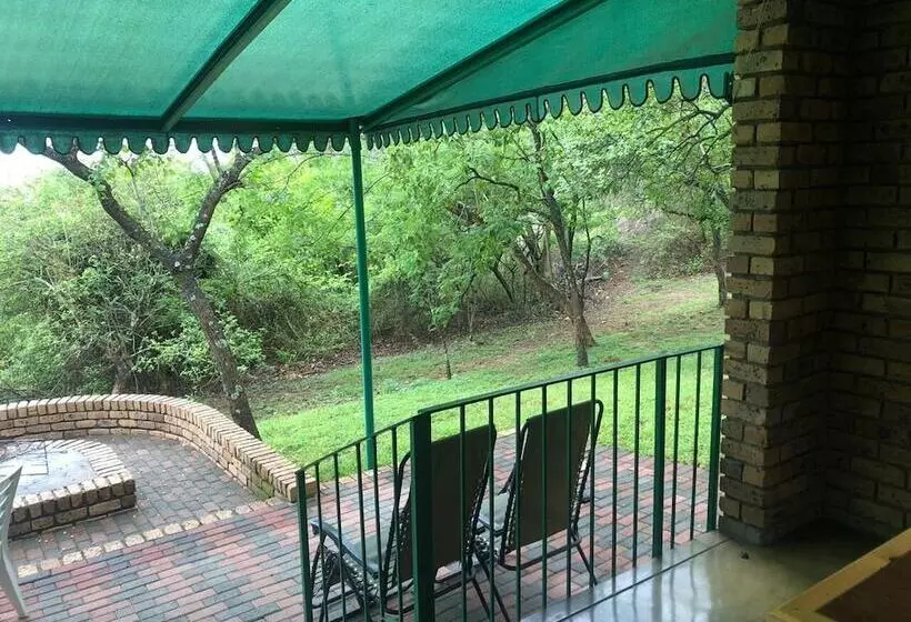 Hotelli Tranquil Nest