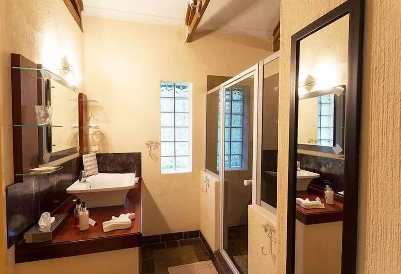 Hotelli Tranquil Nest