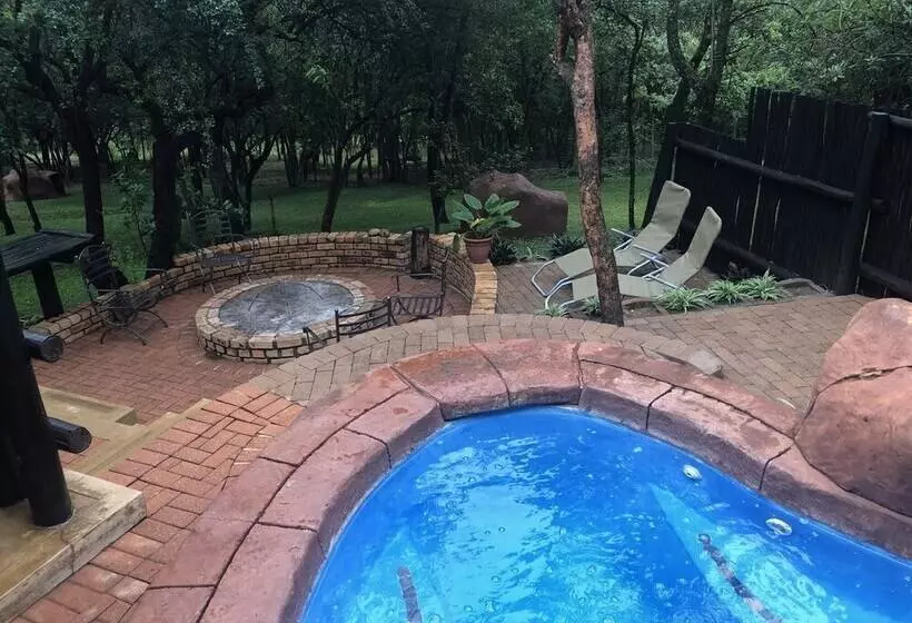 Hotelli Tranquil Nest