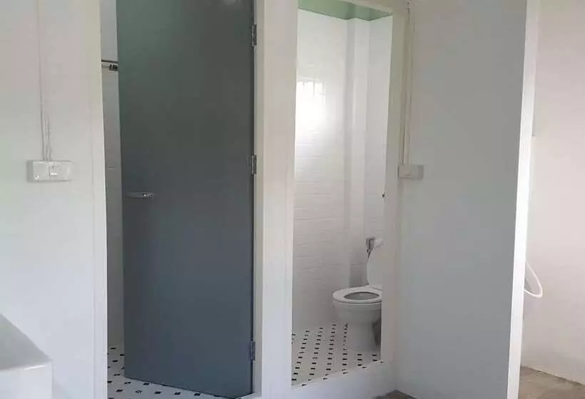 Jindabyne Cafe & Hostel