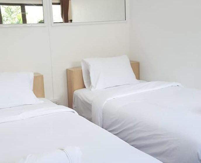 Jindabyne Cafe & Hostel