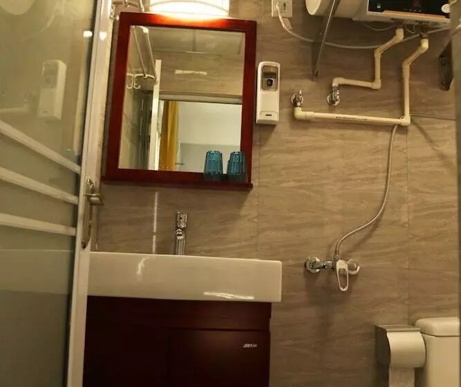 پانسیون Jiaochangwei Fengchao Guesthouse