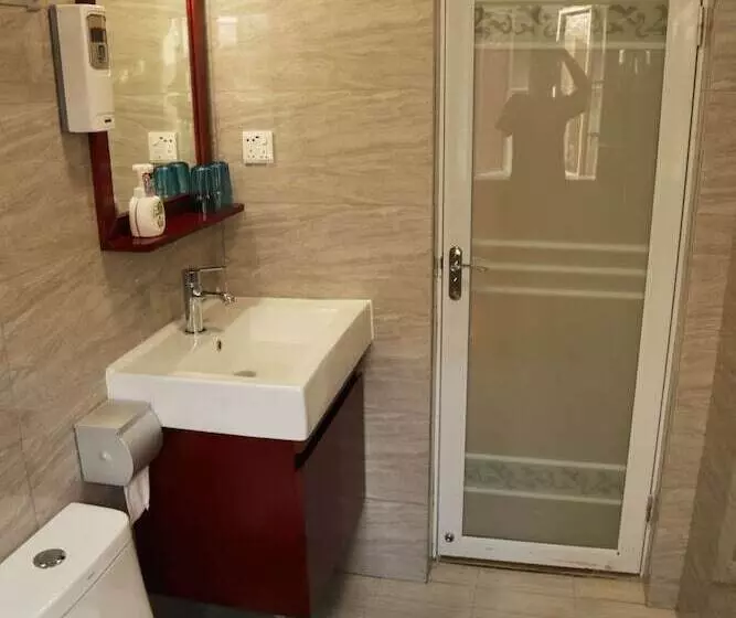پانسیون Jiaochangwei Fengchao Guesthouse