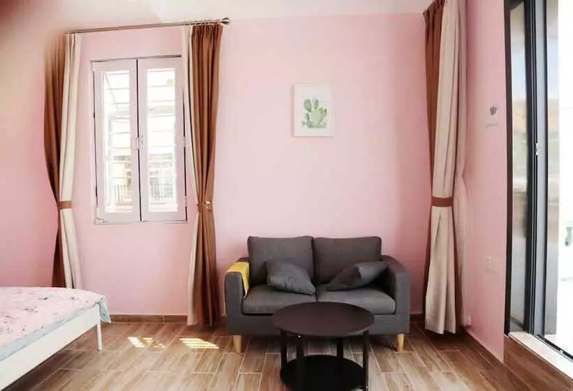 پانسیون Jiaochangwei Fengchao Guesthouse