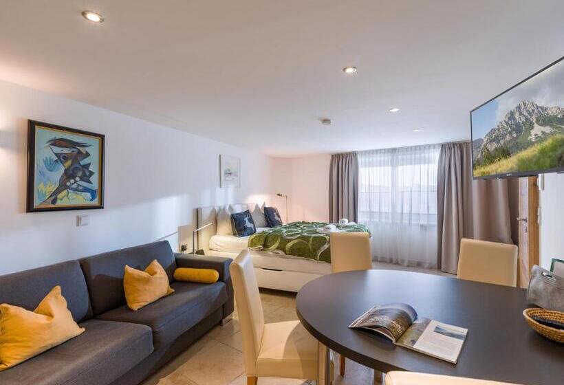 Trendguide Suites By Alpine Host Helpers