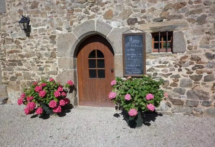 Aamiaismajoitus (B&B) Manoir De La Foulerie