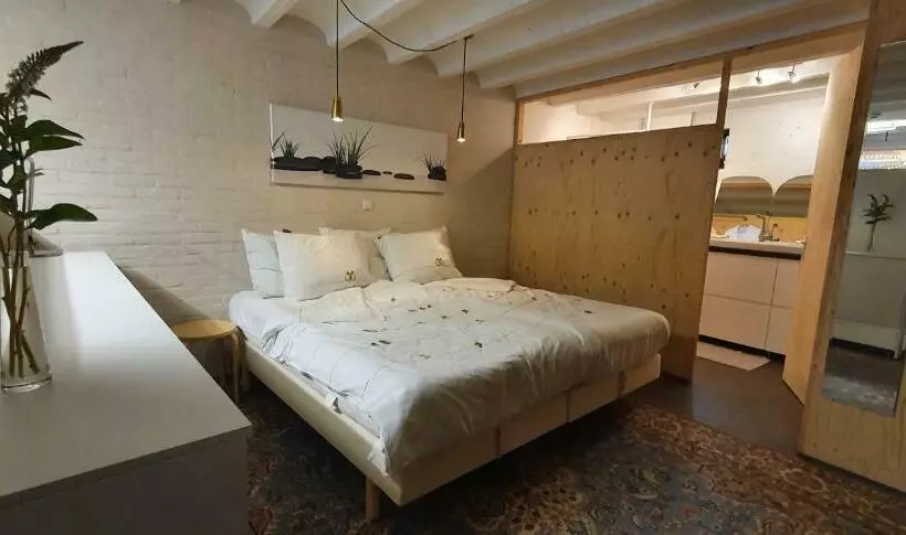 ベッドアンドブレックファースト Waar Maas & Waal....