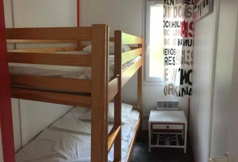 Chalet Orange Naturiste La Jenny