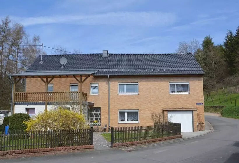 Cozy Apartment In Kerpen With Garden