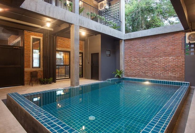 Отель 4marzo Naiharn Beach