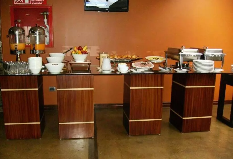 Hotelli Arhaná Hosteria & Resort