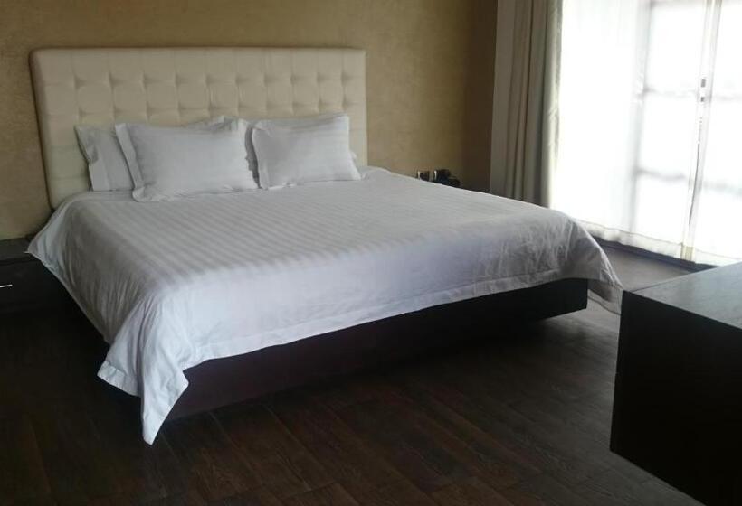 בית מלון כפרי Arhaná Hosteria & Resort