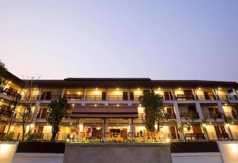 בית מלון כפרי At Home Boutique