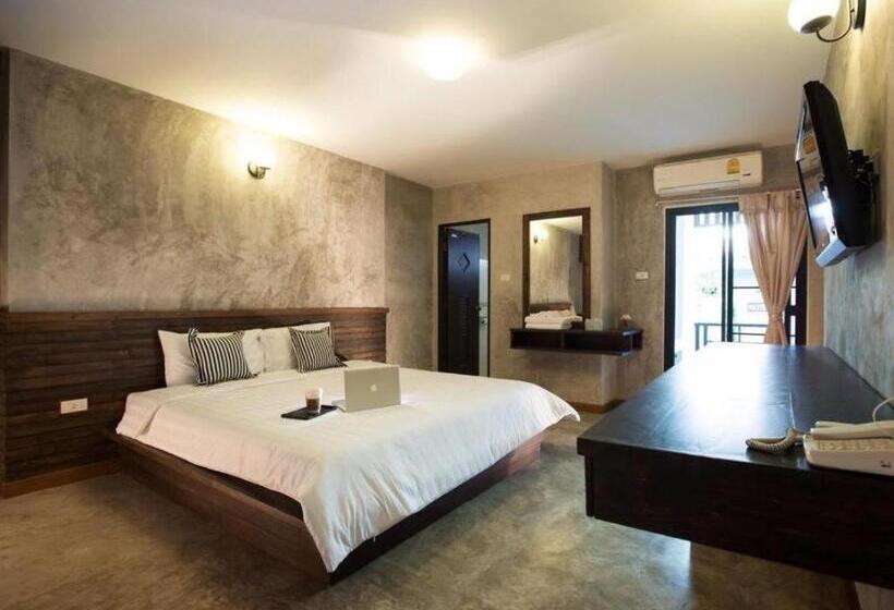 בית מלון כפרי At Home Boutique