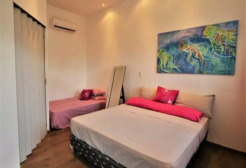 Boom Shiva Boutique Hotel & Restaurant