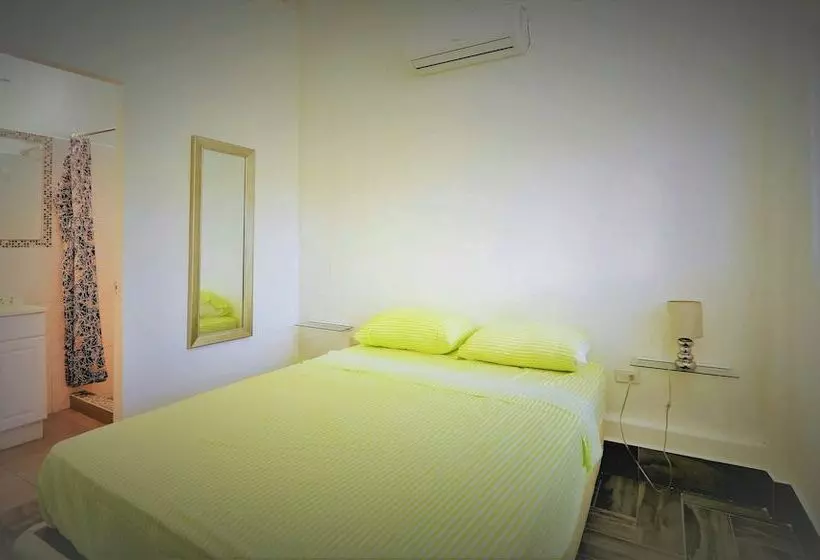 Boom Shiva Boutique Hotel & Restaurant