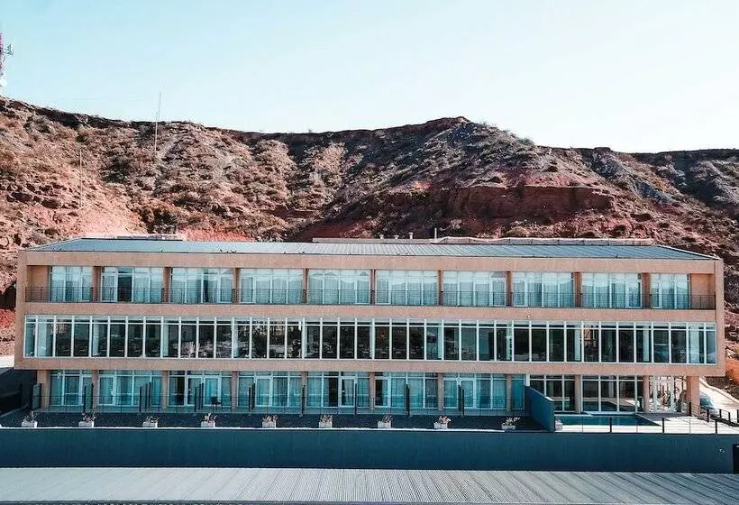 Hotelli Cyan Wenelen Vaca Muerta