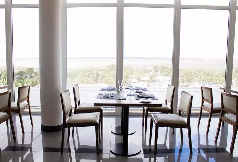 Hotelli Cyan Wenelen Vaca Muerta