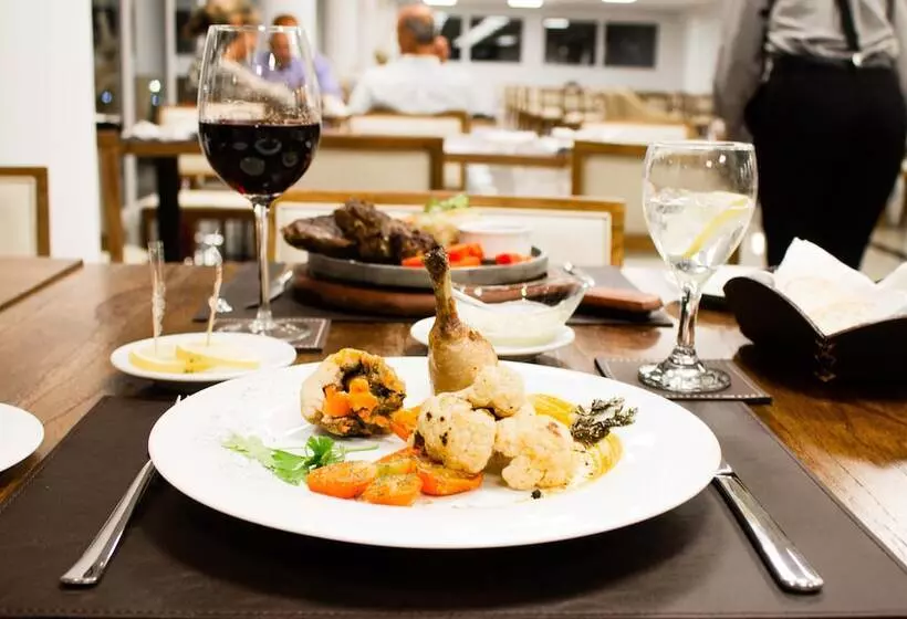 Hotelli Cyan Wenelen Vaca Muerta