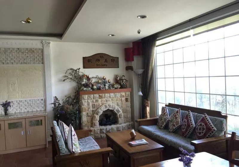 هتل Euro Country Villa
