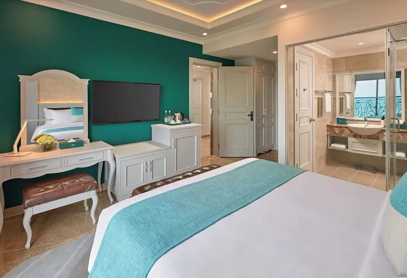 هتل Mercure Nha Trang Beach
