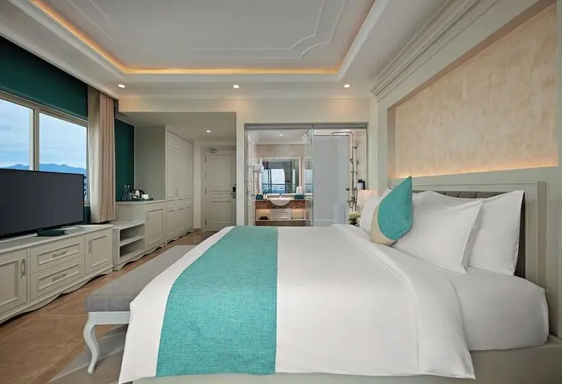 هتل Mercure Nha Trang Beach