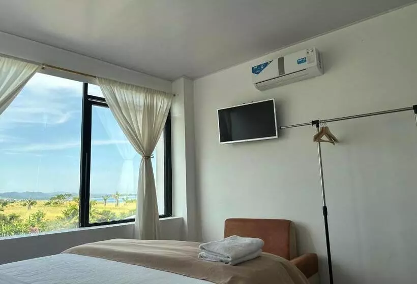 ホテル Punta Azul