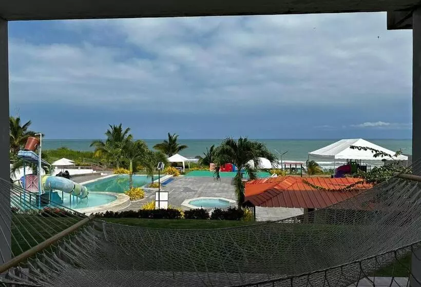 ホテル Punta Azul