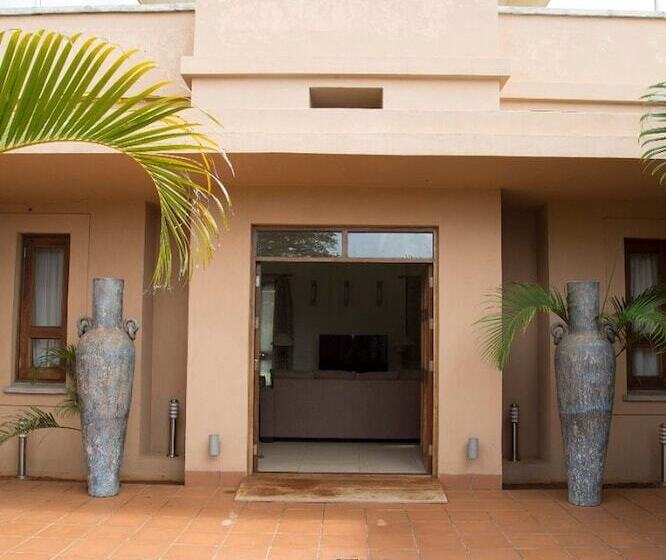 هتل Vipingo Ridge Luxury Villa