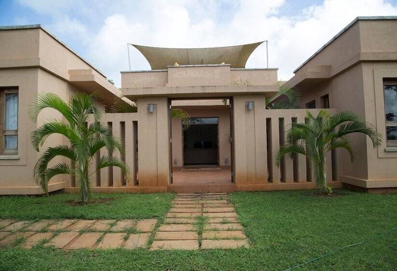 هتل Vipingo Ridge Luxury Villa
