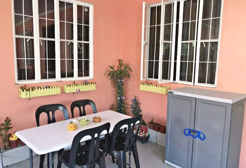 Kalayaan Transient House