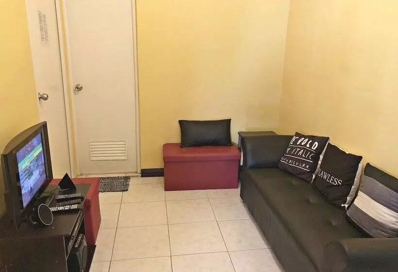 Kalayaan Transient House