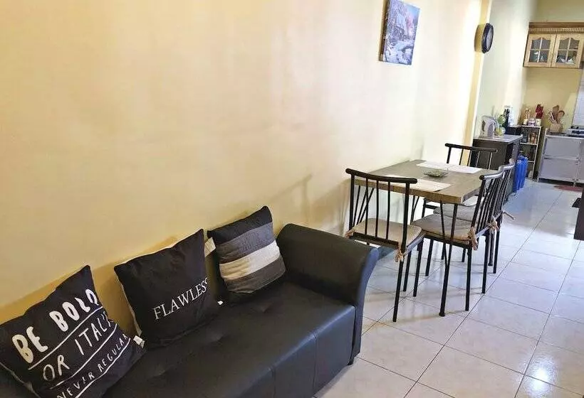 Kalayaan Transient House