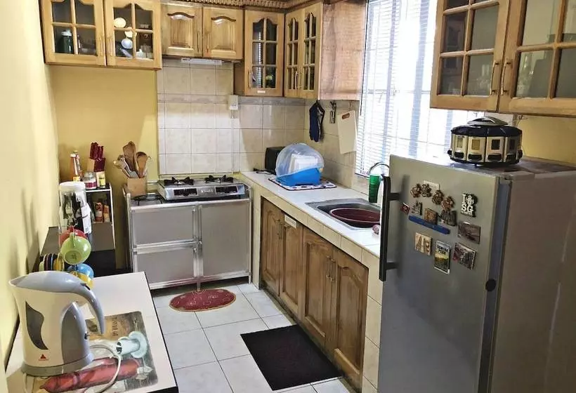 Kalayaan Transient House