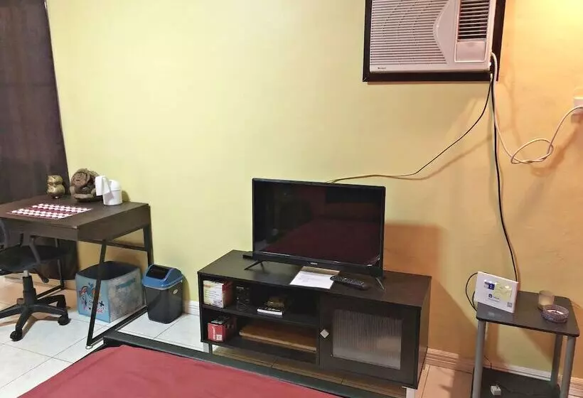 Kalayaan Transient House